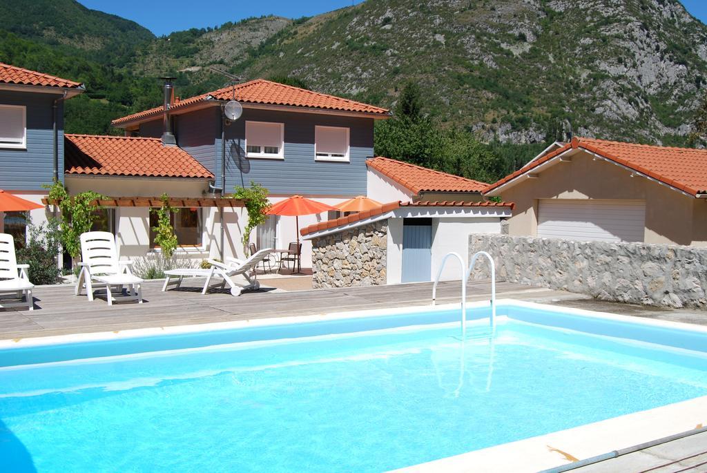 Les Terrasses De Castelmerle Niaux Δωμάτιο φωτογραφία
